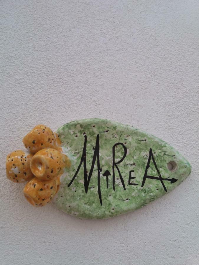 אוסטוני Mirea'S Home מראה חיצוני תמונה
